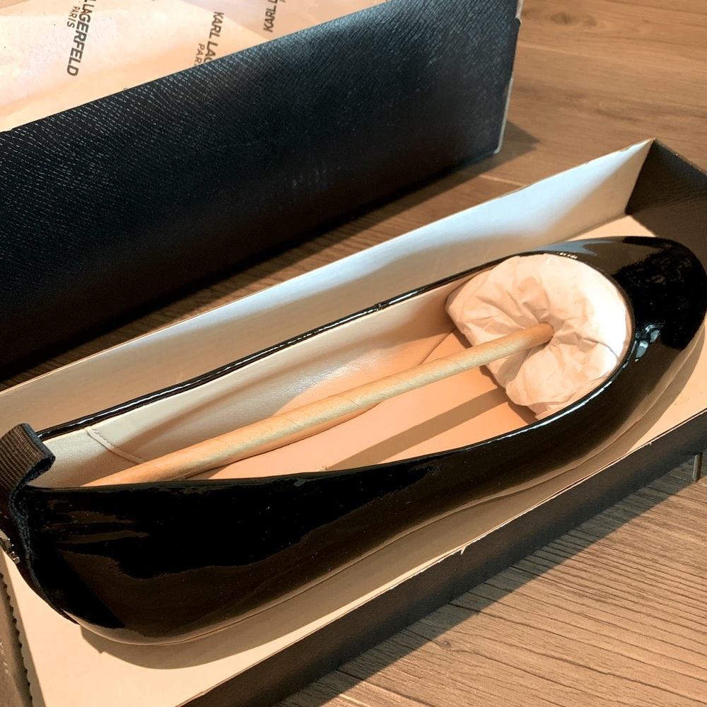 Karl Legerfeld black flats